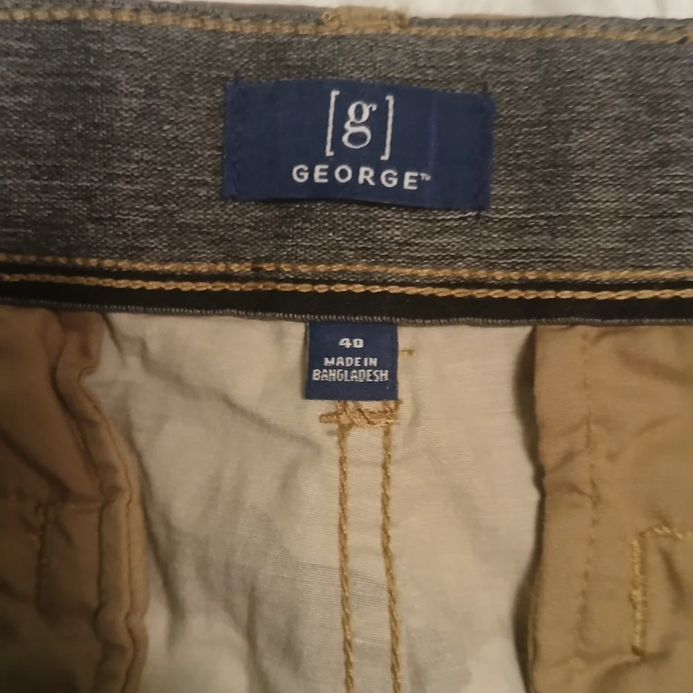 George Men's Brown Camouflage Cargo Shorts - Picture 4 of 5